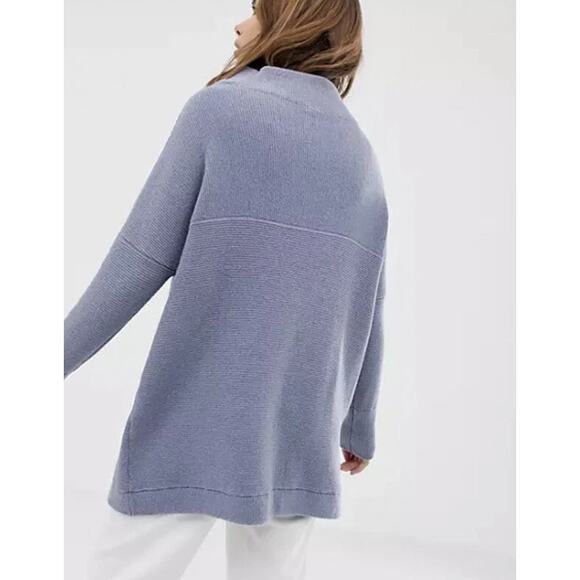 Free People Blue Knit Ottoman Slouchy Pullover Knit Sweater Women's Size Medium - Picture 2 of 10